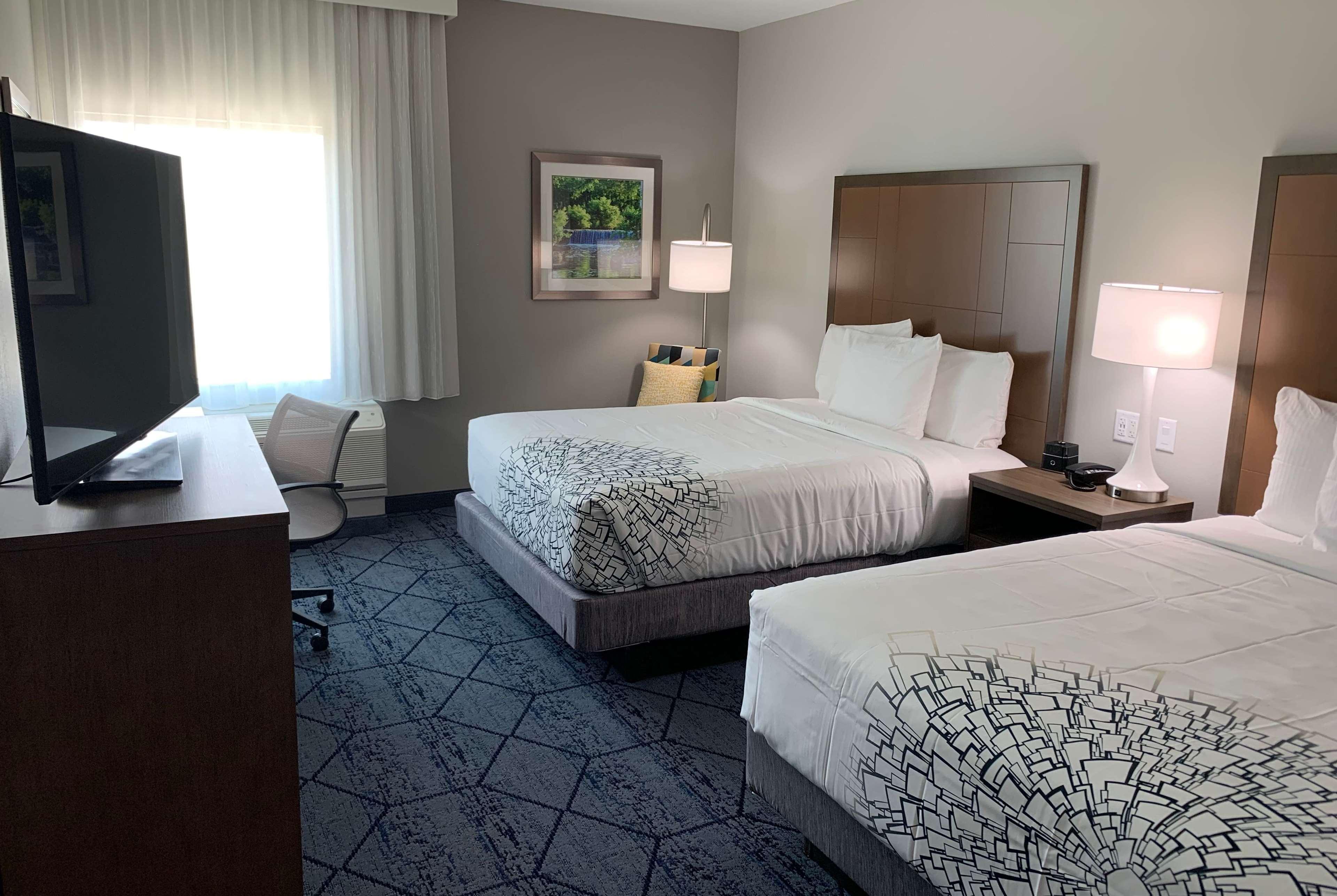 La Quinta Inn & Suites By Wyndham Round Rock Near Kalahari Exterior foto
