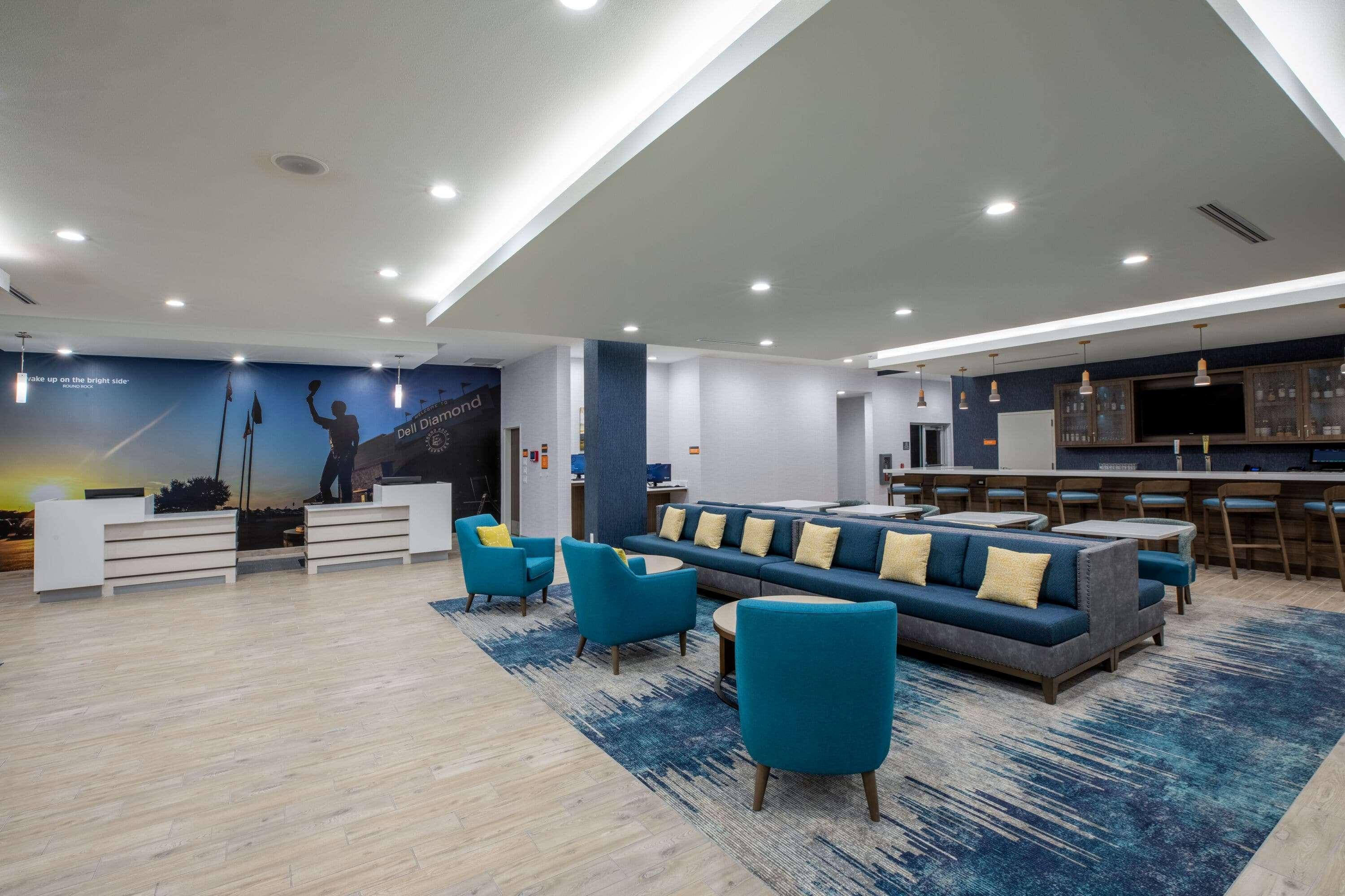 La Quinta Inn & Suites By Wyndham Round Rock Near Kalahari Exterior foto